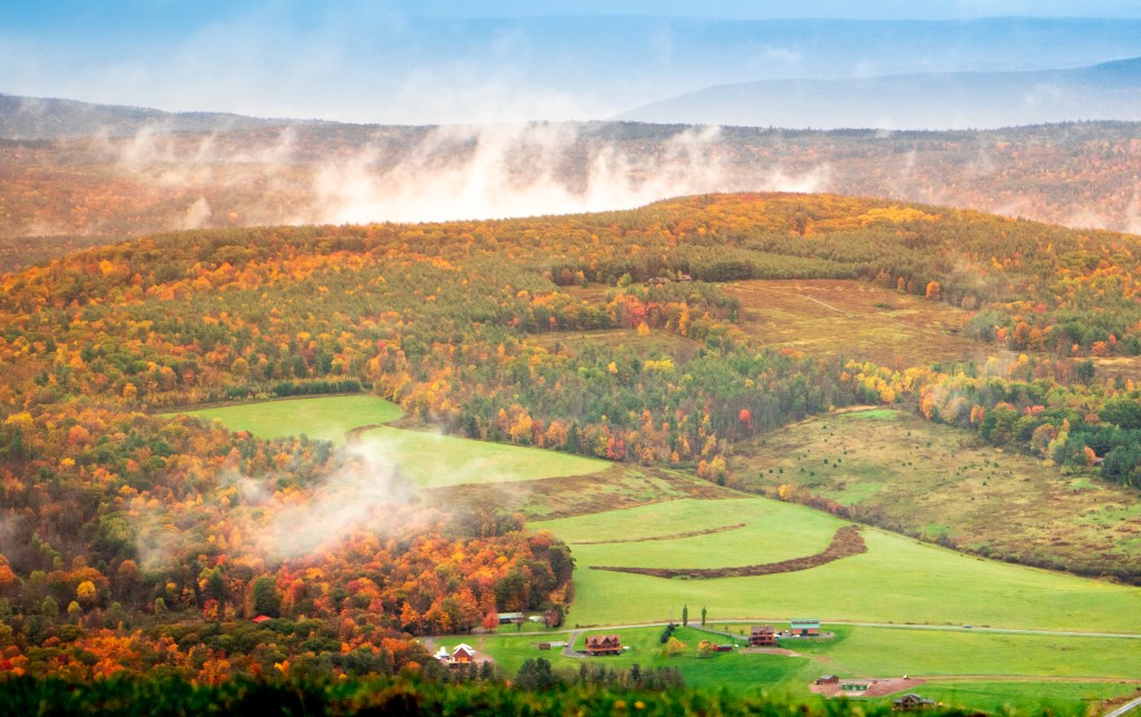  View the valley from Mt. Utsayantha Fire Tower @Catskill mountain
